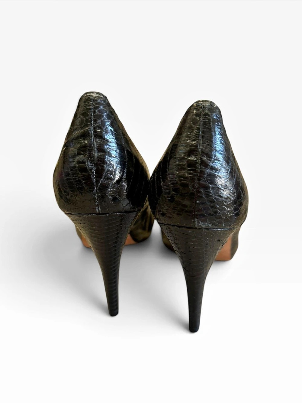 Bebe Women's Black Leather Embossed Pointed-Toe Heels Size 10 - Picture 5 of 6